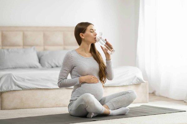 Bouchon muqueux pendant la grossesse : les signes de son expulsion avant l'accouchement